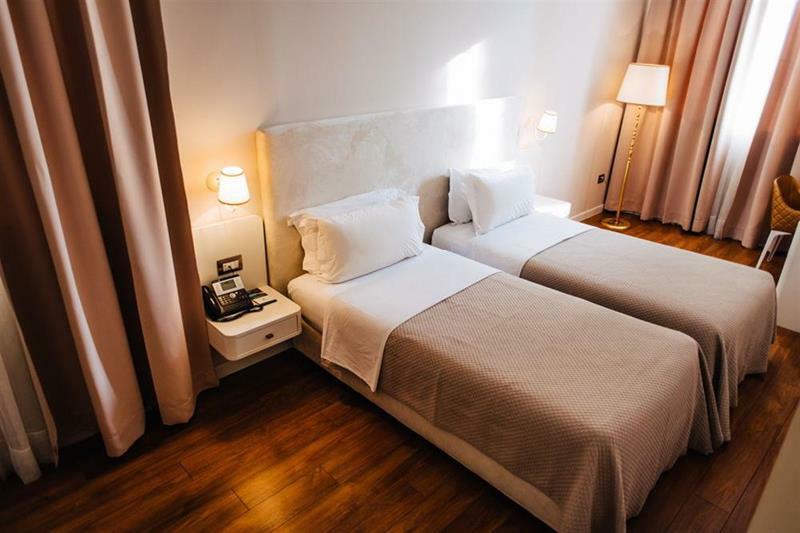 Sar'Otel Boutique Hotel Tirana Kültér fotó